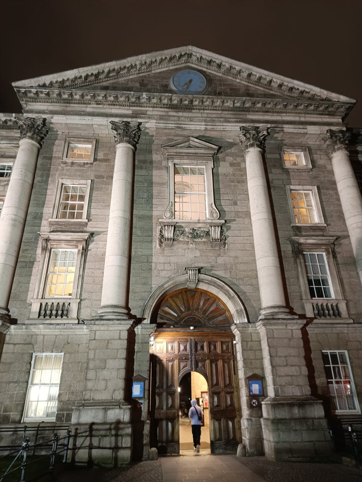 TRINITY COLLEGE DUBLIN MASTERS DEADLINE visual data 5